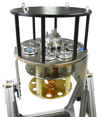 High Precision Devices - Model 104 Olympus cryostat
